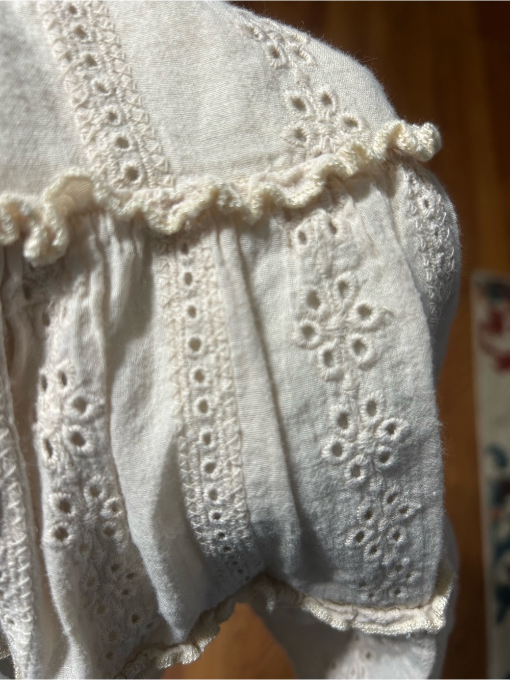 HYFVE Cream Tiered Eyelet Mini Skirt Size Large GUC - Picture 3 of 3